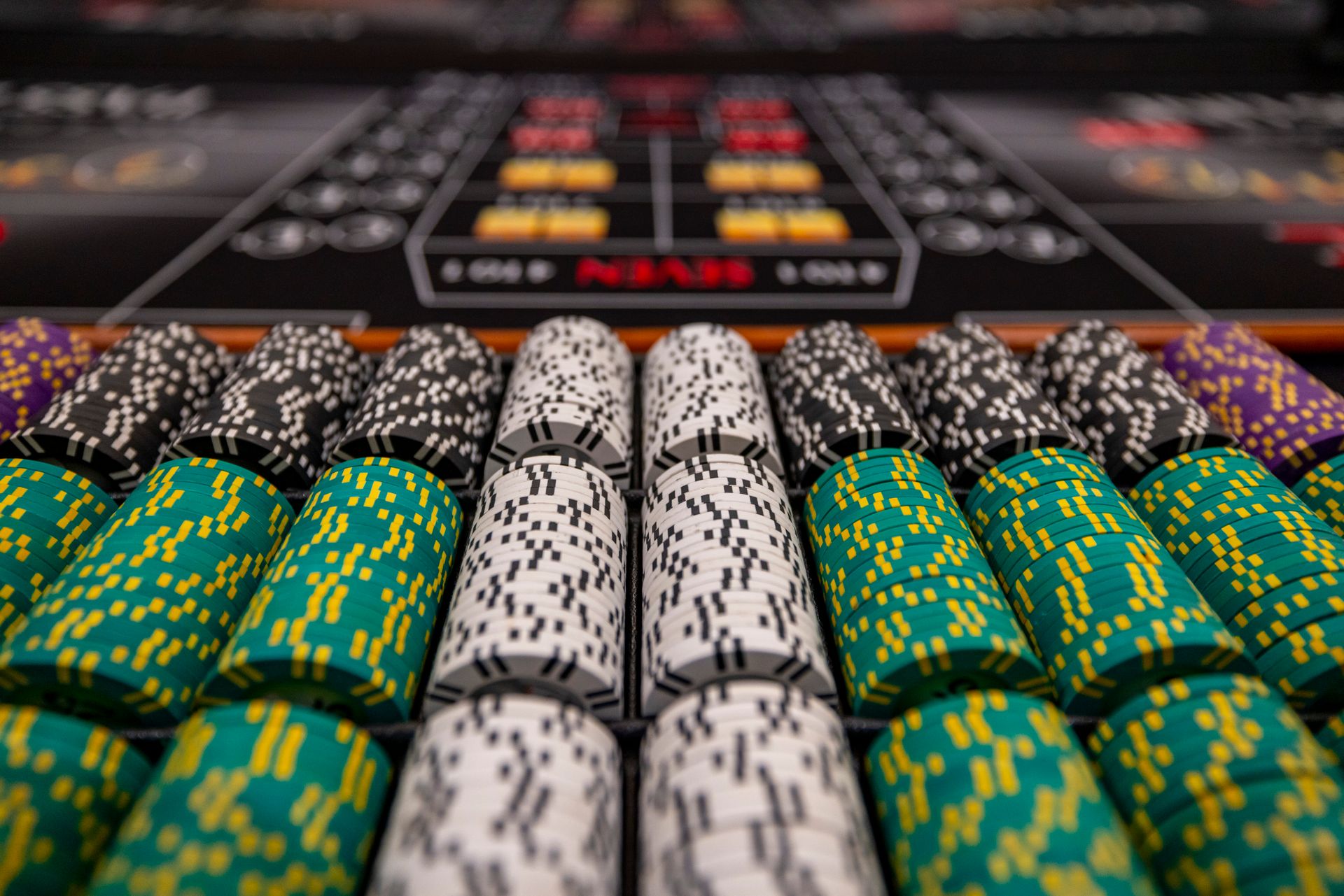 Evaluating Cashier Efficiency: Why Digital-First Cards Dominate Australian Sportsbooks